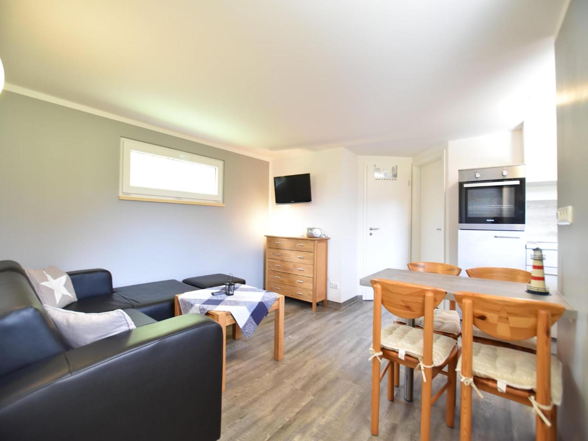 Quaint Bungalow Near Insel Poel With Garden Esterno foto